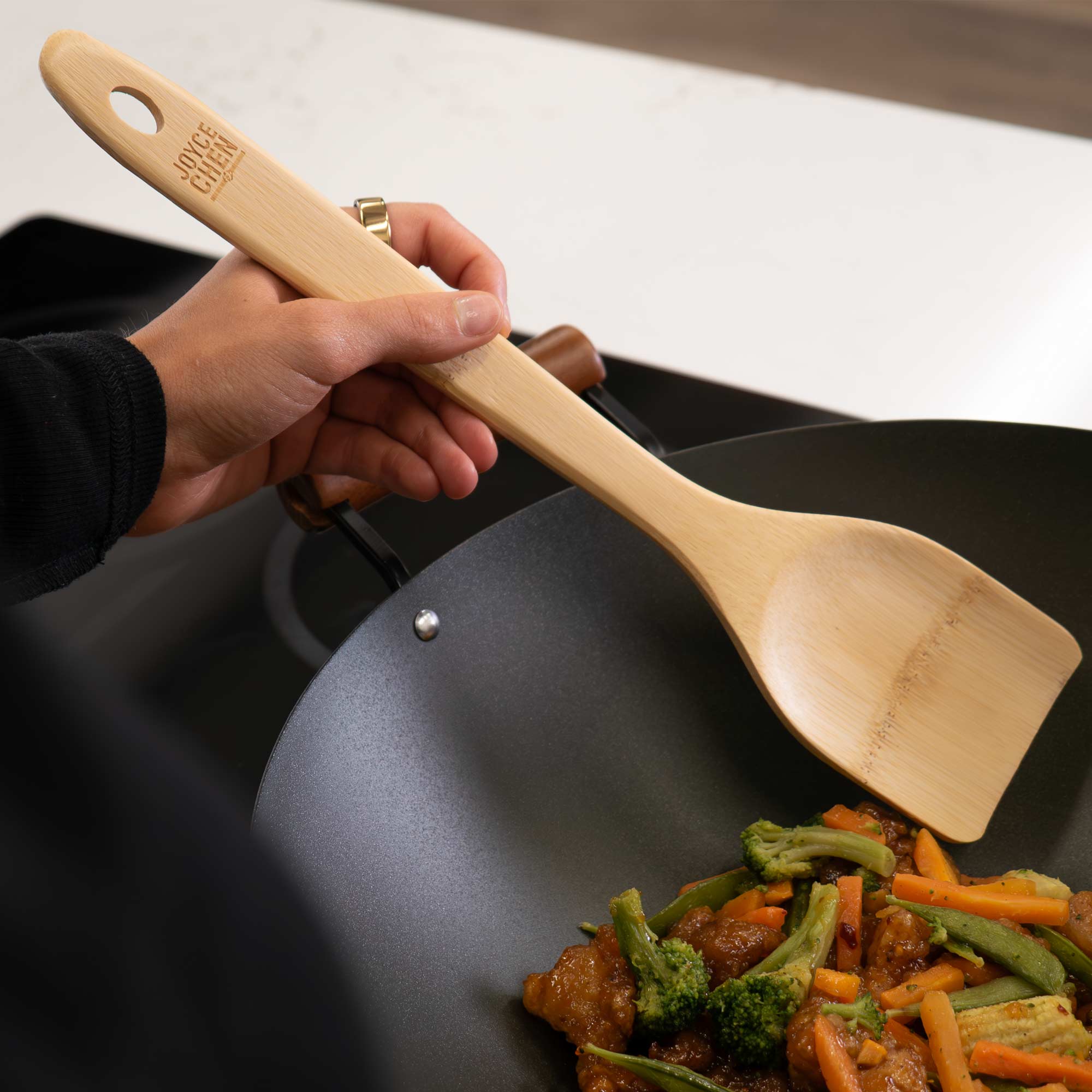 Burnished Bamboo Stir Fry Spatula, 14-Inch - Image 4