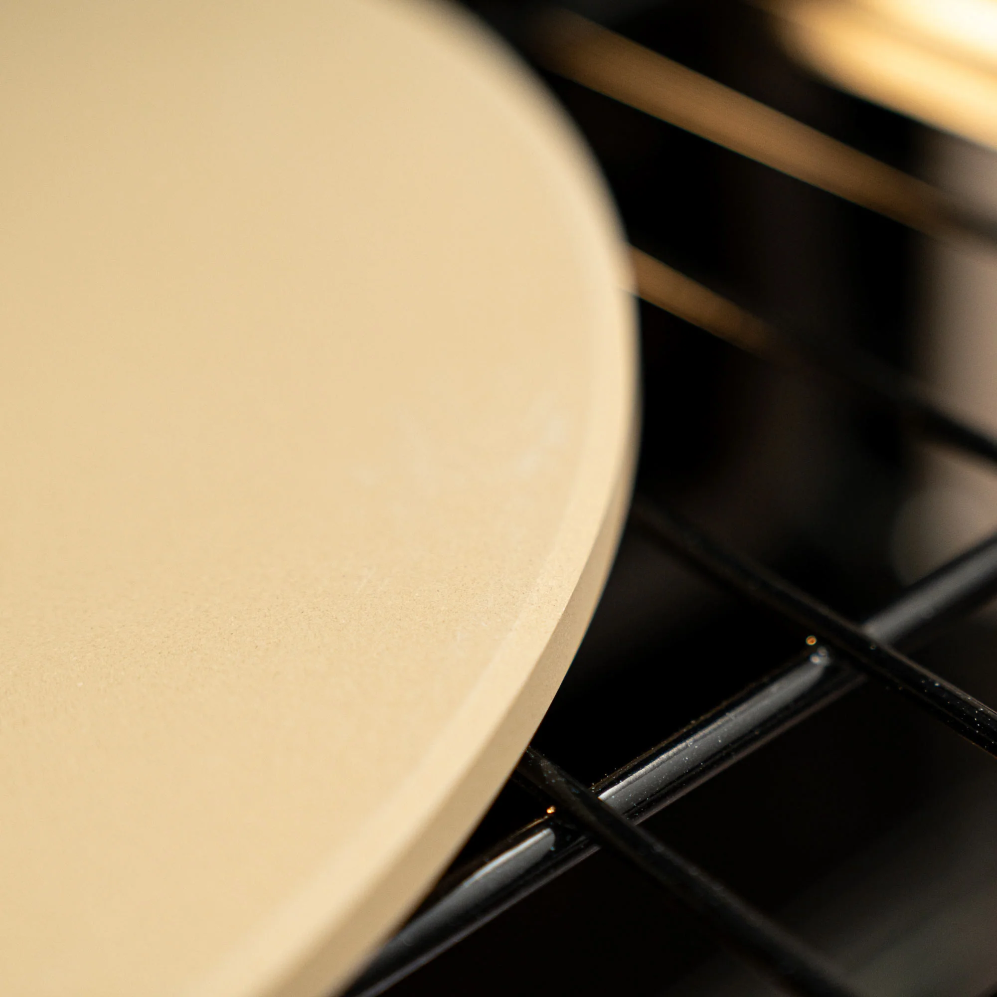 Round Pizza Stone, 14-Inch - Image 4
